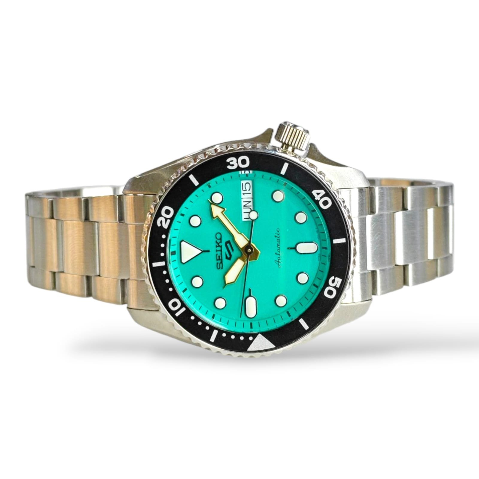 Seiko 5 Sports SKX Midi Teal - Image 3