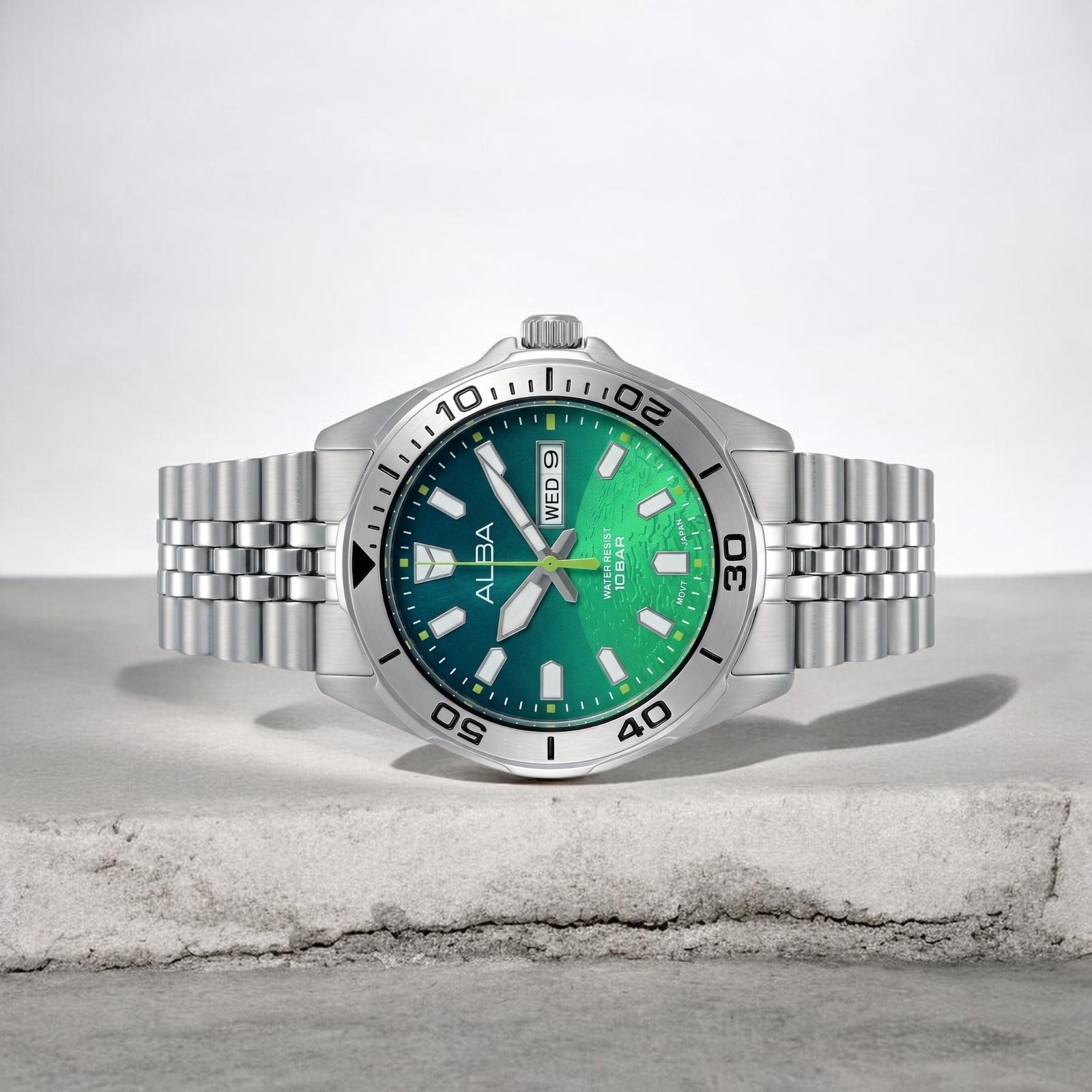 Alba Active Men Quartz Green Dial Analog Stainless Steel Watch - Image 3